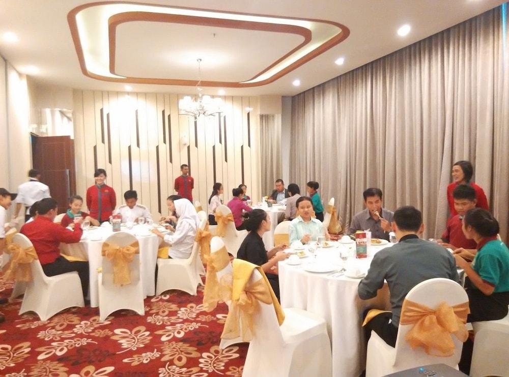 Agria Hotel Bogor Extérieur photo